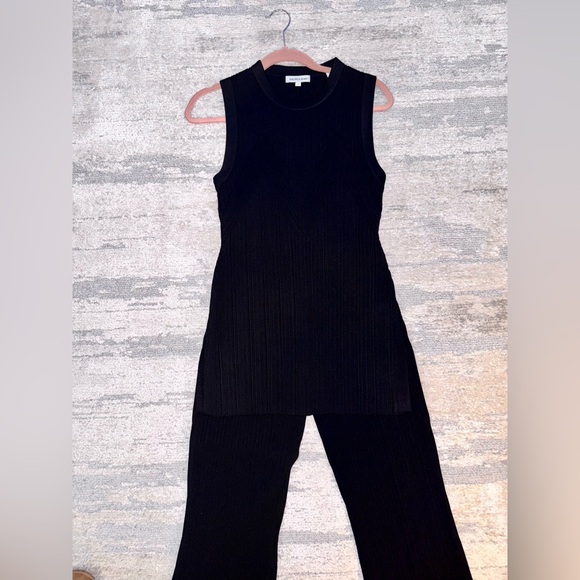 Veronica Beard Black Semma rib knit top and matching Massaro rib knit pant - Picture 8 of 8